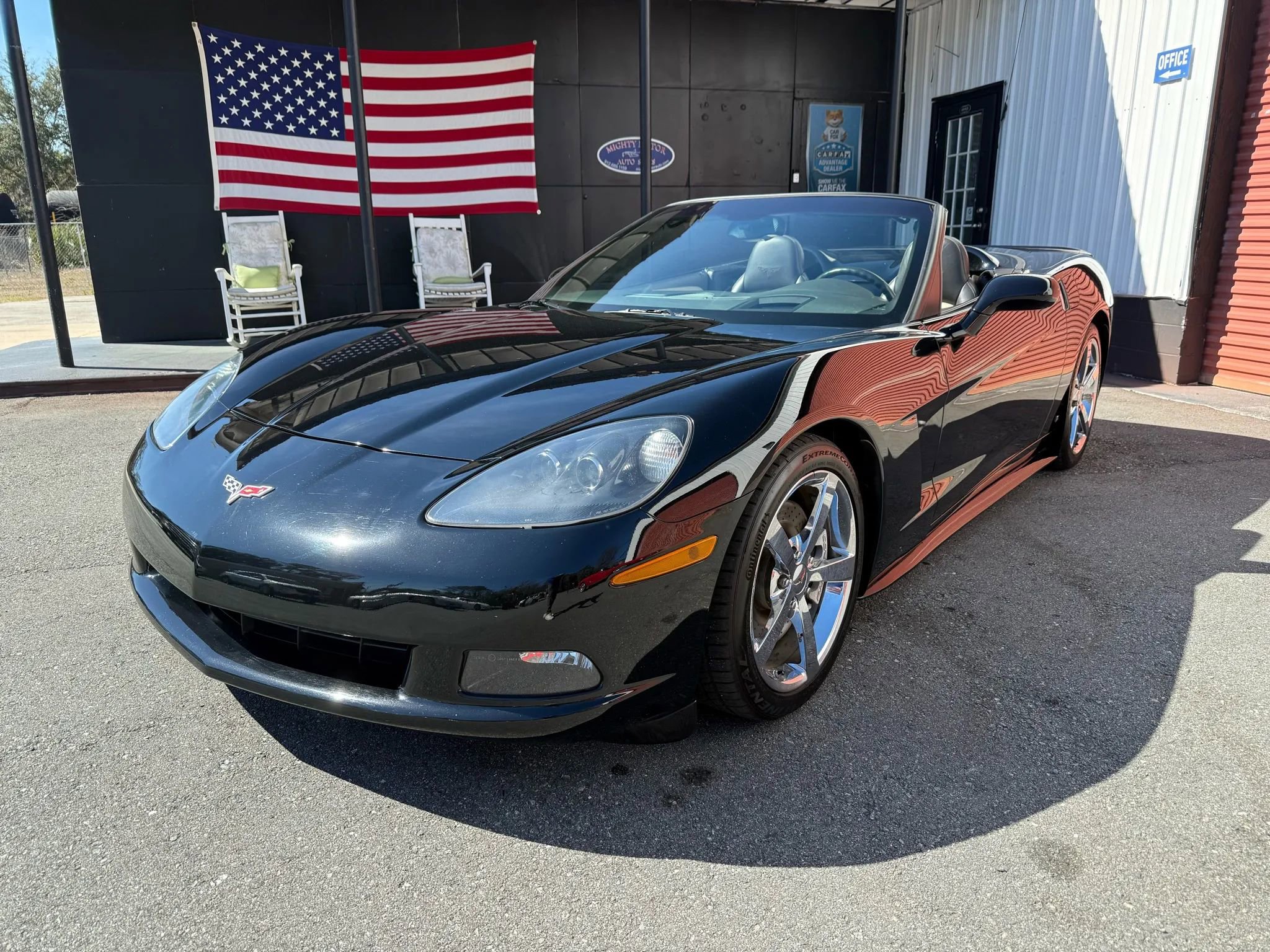 Used 2008 Chevrolet Corvette Convertible w/ Preferred Equipment Group image 2