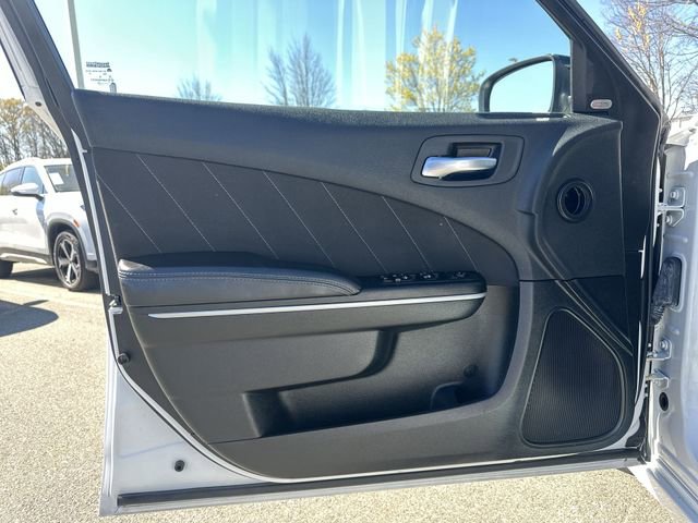 Used 2023 Dodge Charger SXT image 14