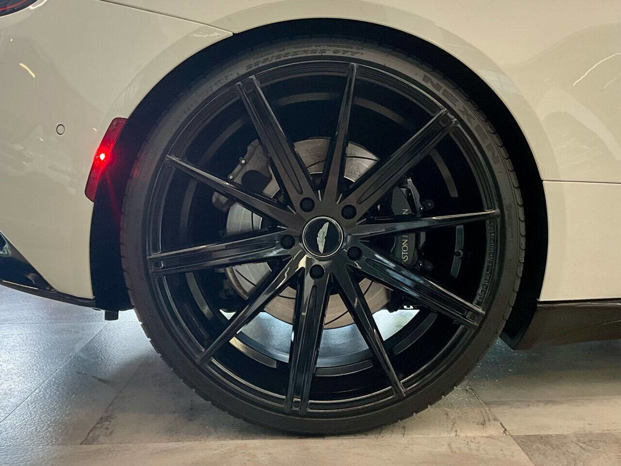 Used 2018 Aston Martin DB11 V12 image 48