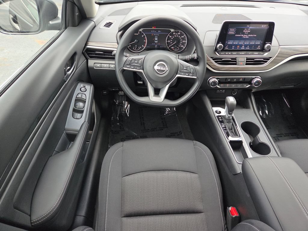 New 2026 Nissan Altima 2.5 SV FWD image 28