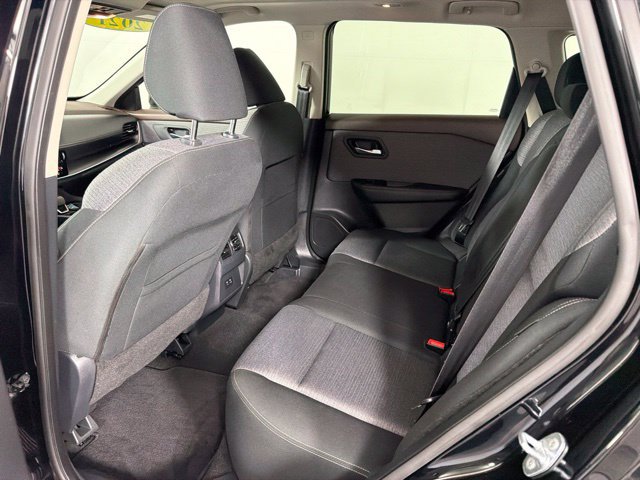 Used 2021 Nissan Rogue SV FWD image 26