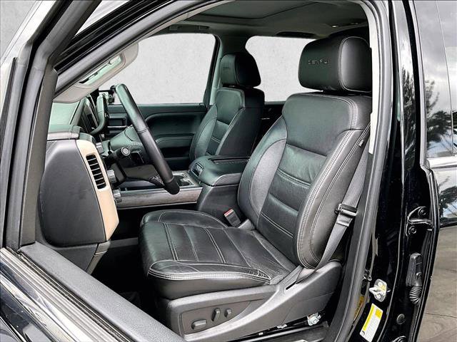 Used 2018 GMC Sierra 2500 Denali w/ Duramax Plus Package image 27