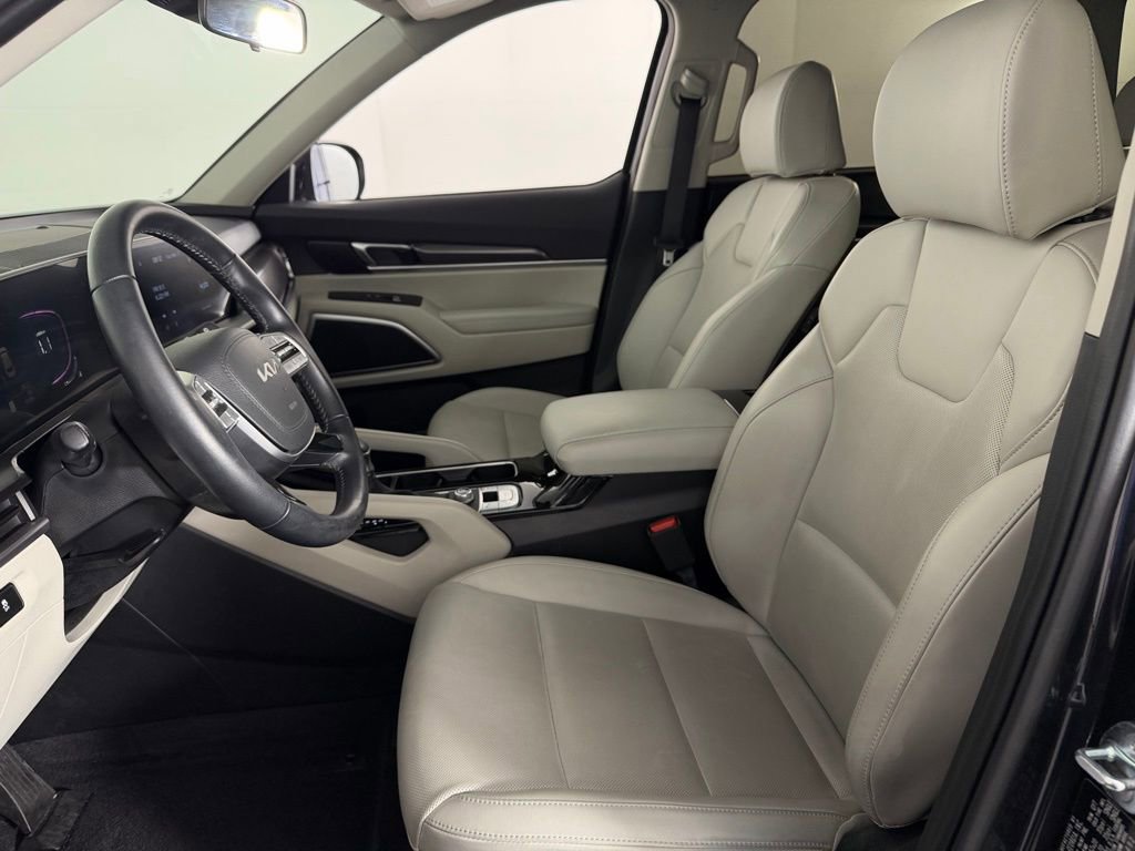 Used 2025 Kia Telluride S image 21