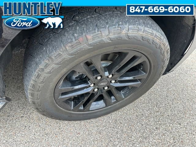 Used 2023 Ford Expedition XLT AWD/4WD image 8