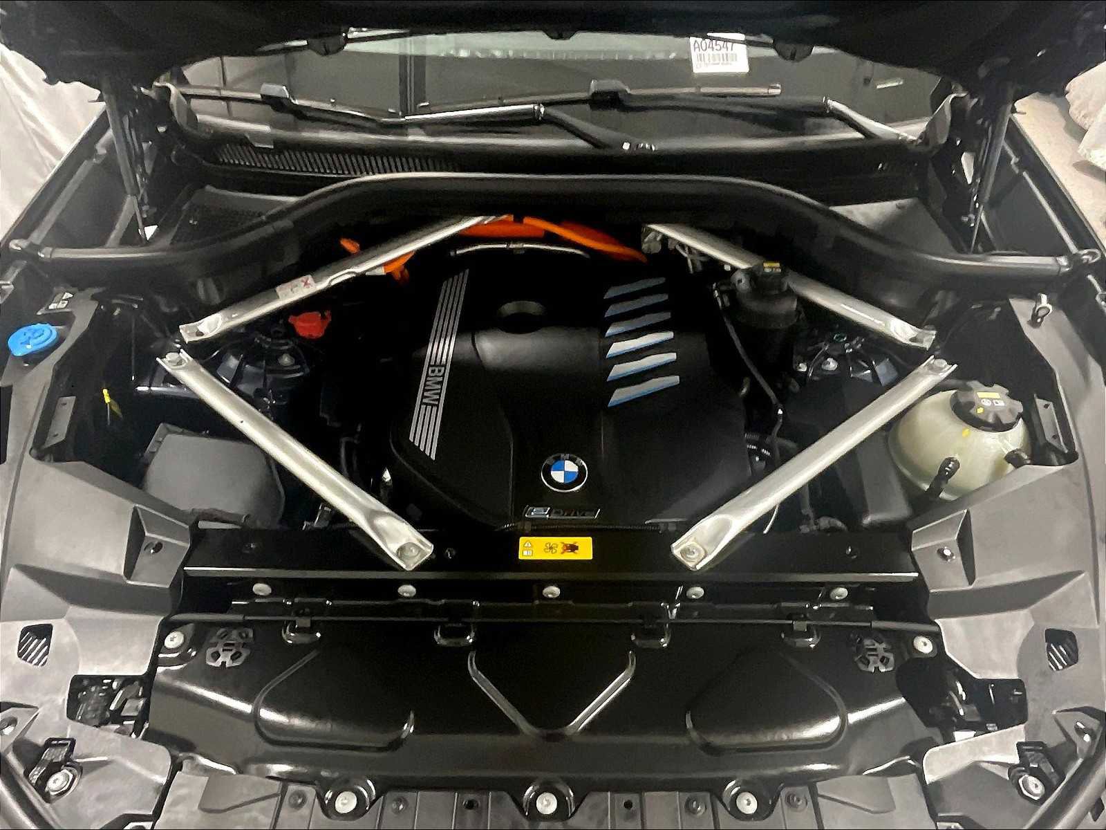 Used 2022 BMW X5 xDrive45e w/ M Sport Package image 31