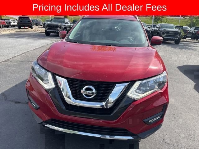 Used 2017 Nissan Rogue SV w/ SV Premium Package AWD/4WD image 8