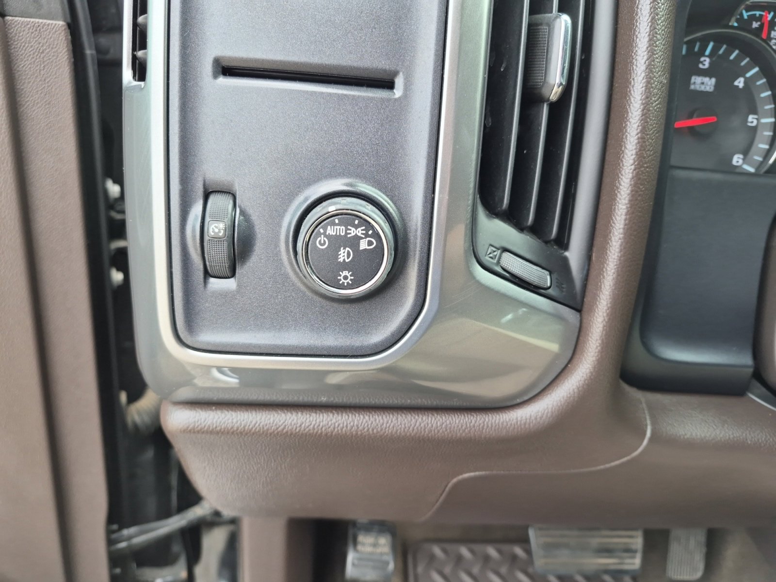 Used 2014 Chevrolet Silverado 1500 LT w/ Texas Edition, 1LT Trim image 26