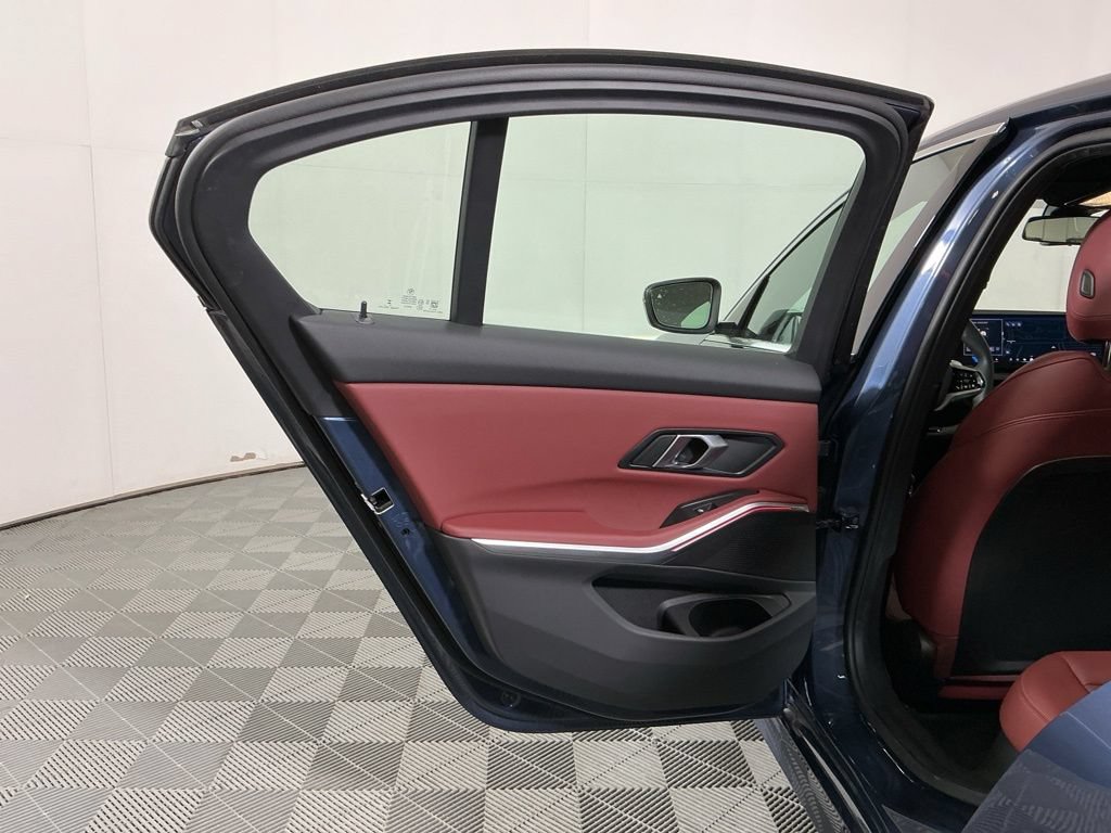 Certified 2025 BMW 330i Sedan w/ Premium Package RWD image 20