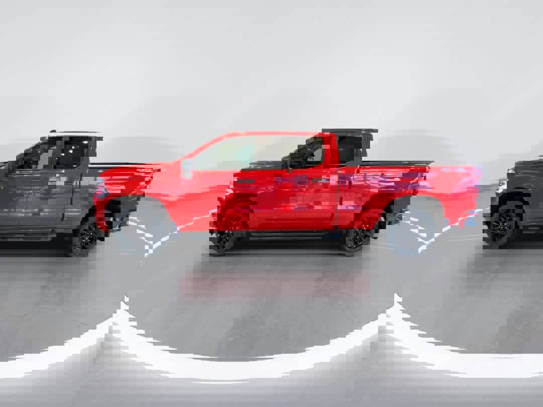 Used 2023 Chevrolet Silverado 1500 Custom w/ LPO, Dark Essentials Package image 5