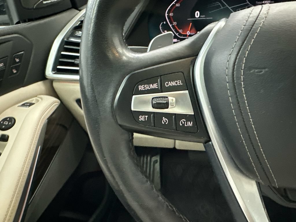 Used 2020 BMW X5 sDrive40i w/ Premium Package RWD image 29