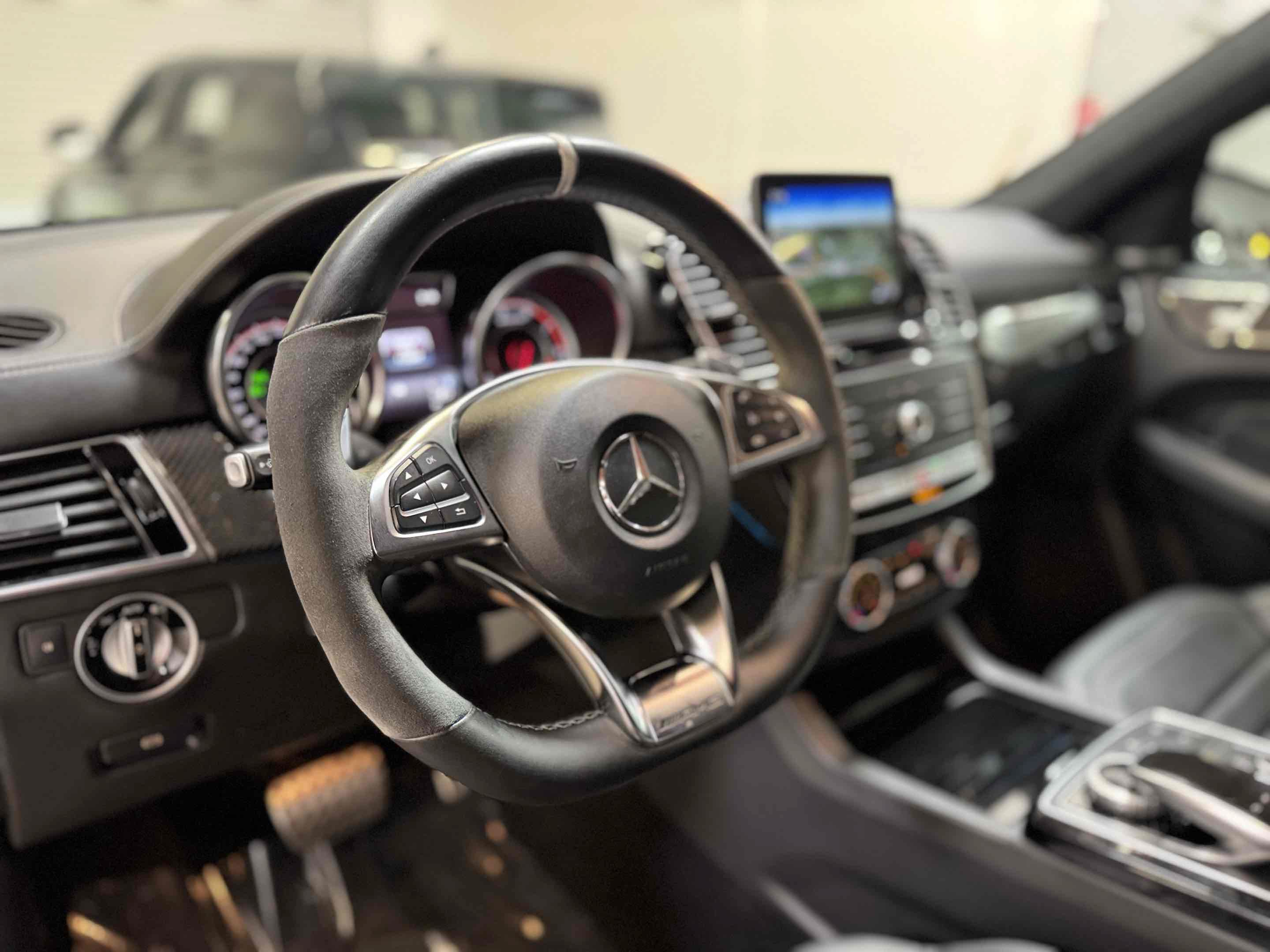 Used 2019 Mercedes-Benz GLE 63 AMG S image 31