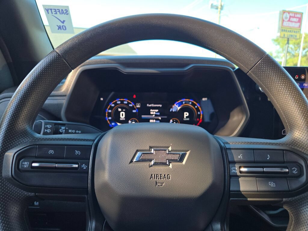 Certified 2024 Chevrolet Colorado Trail Boss w/ Advanced Trailering Package AWD/4WD image 33
