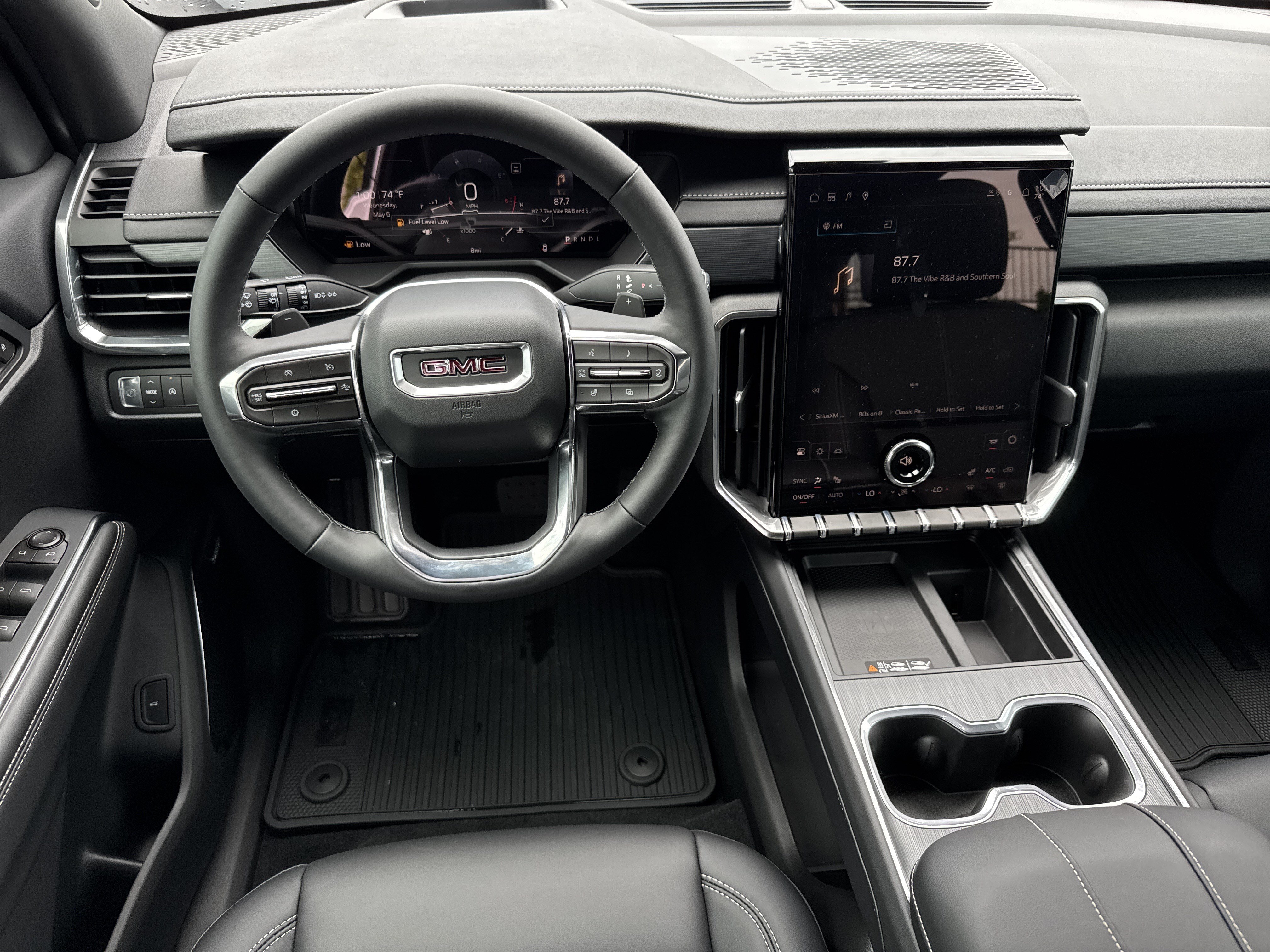 New 2026 GMC Acadia Elevation w/ Elevation Premium Package FWD image 18