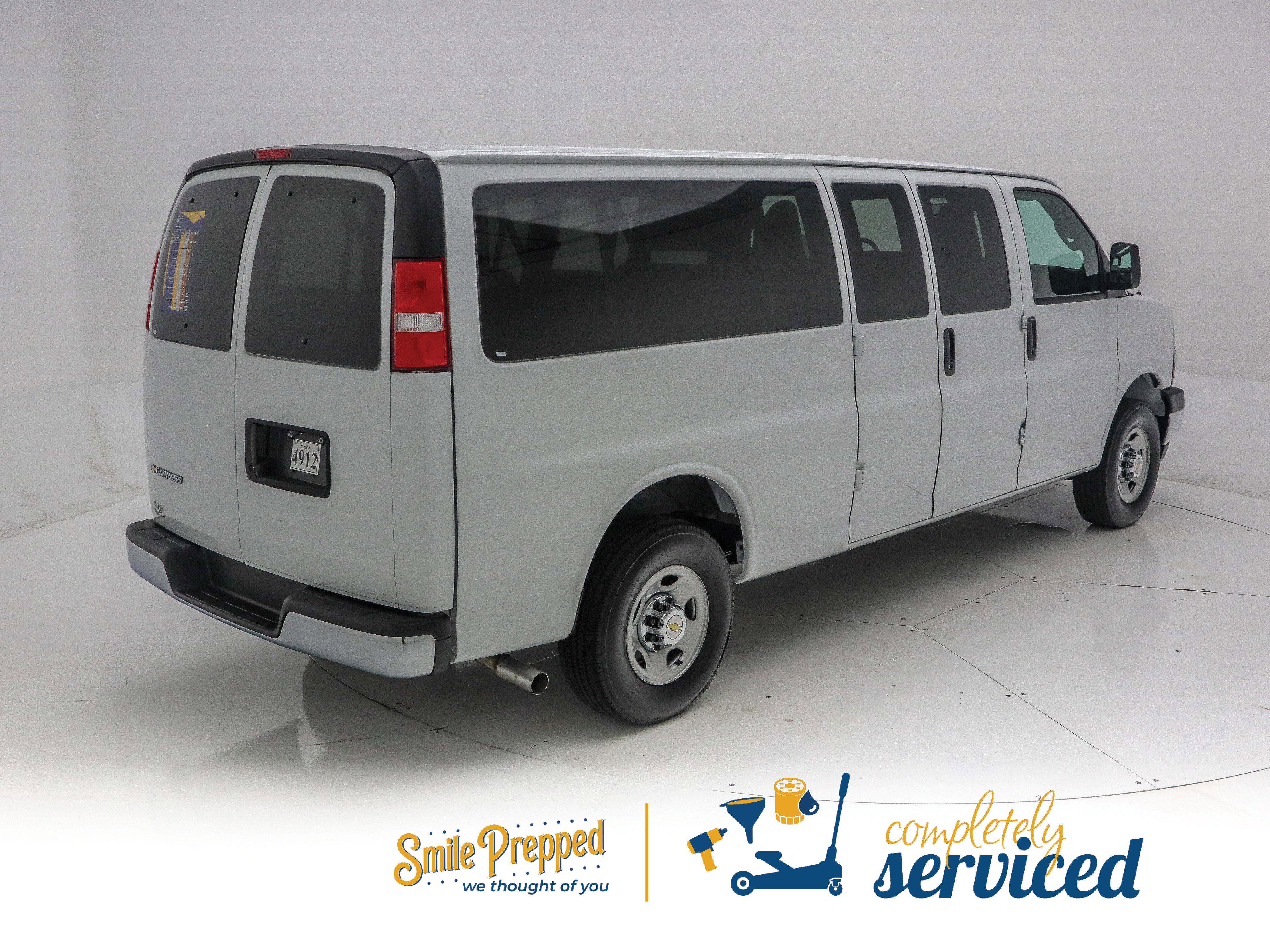 Used 2024 Chevrolet Express 3500 LT w/ LT Preferred Equipment Group image 4