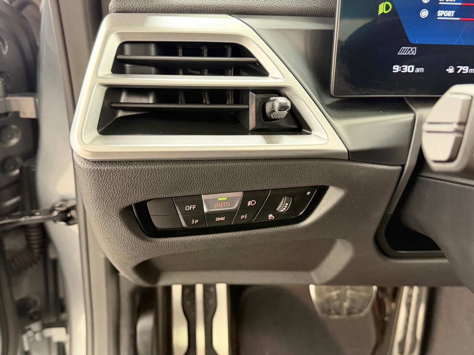 Used 2025 BMW M2 w/ Lighting Package RWD image 29