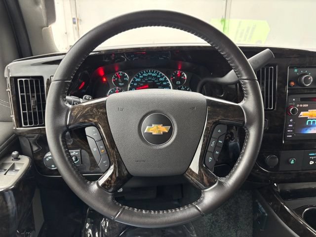 Used 2021 Chevrolet Express 2500 LS w/ Enhanced Convenience Package RWD image 25