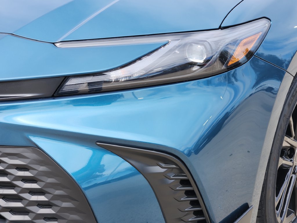 New 2026 Toyota Camry SE w/ Convenience Package FWD image 11