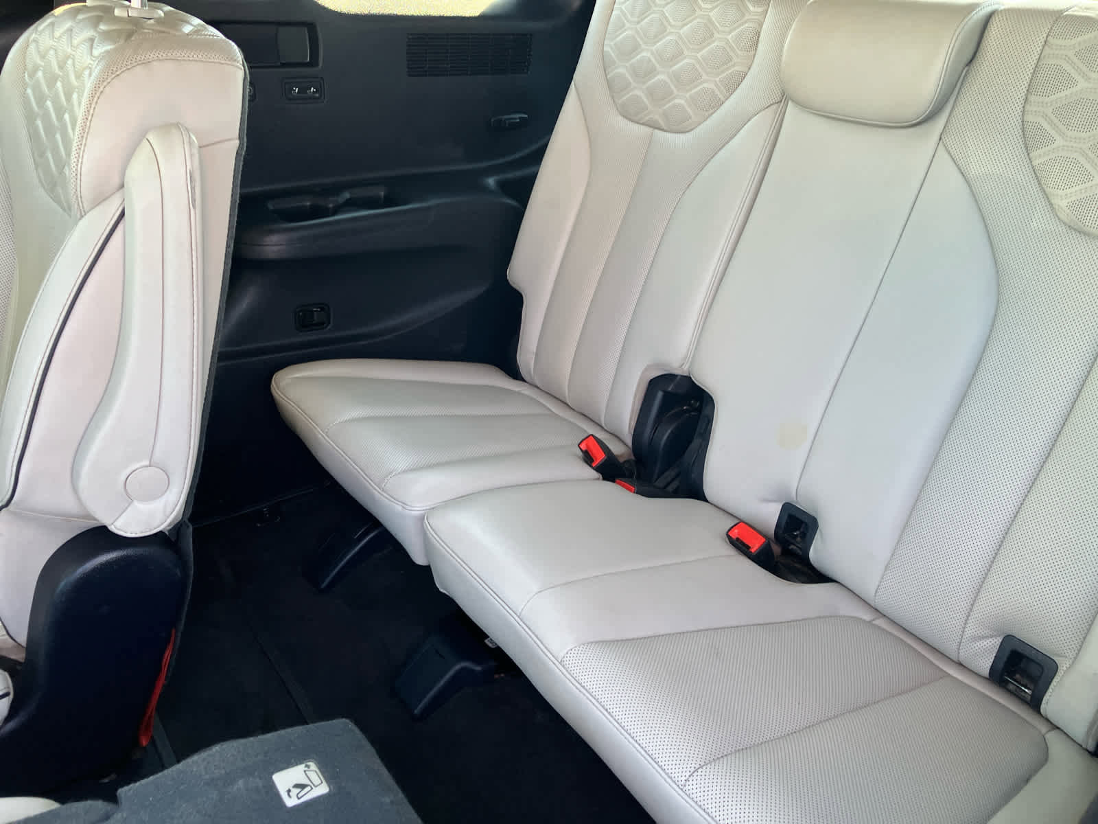 Used 2021 Hyundai Palisade Limited image 41