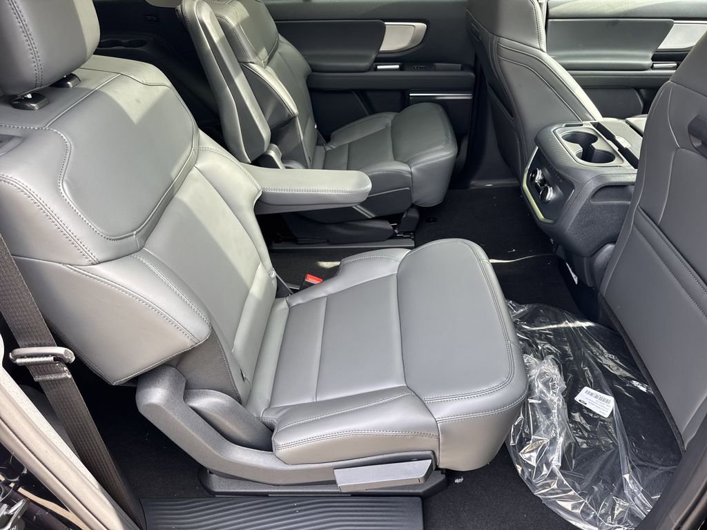 New 2026 Ford Expedition Max Active RWD image 15