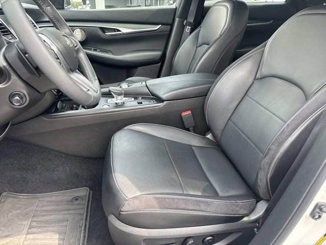 Used 2023 INFINITI QX55 Sensory w/ Lighting Package AWD/4WD image 18