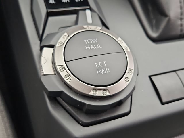 Used 2025 Toyota Tacoma SR5 AWD/4WD image 21