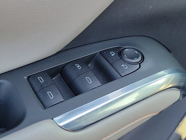 Certified 2025 Chevrolet Traverse LT FWD image 25