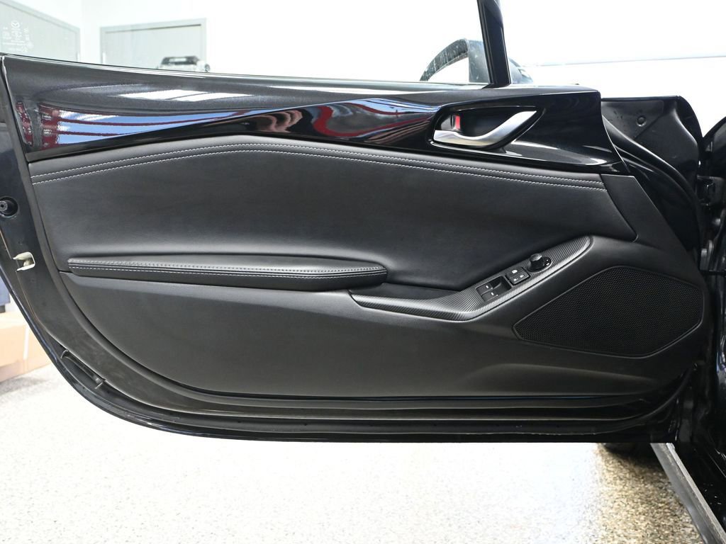 Used 2024 MAZDA MX-5 Miata RF Grand Touring w/ Weather Package image 19