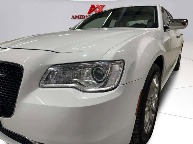 Used 2016 Chrysler 300 Limited w/ Driver Convenience Group image 10