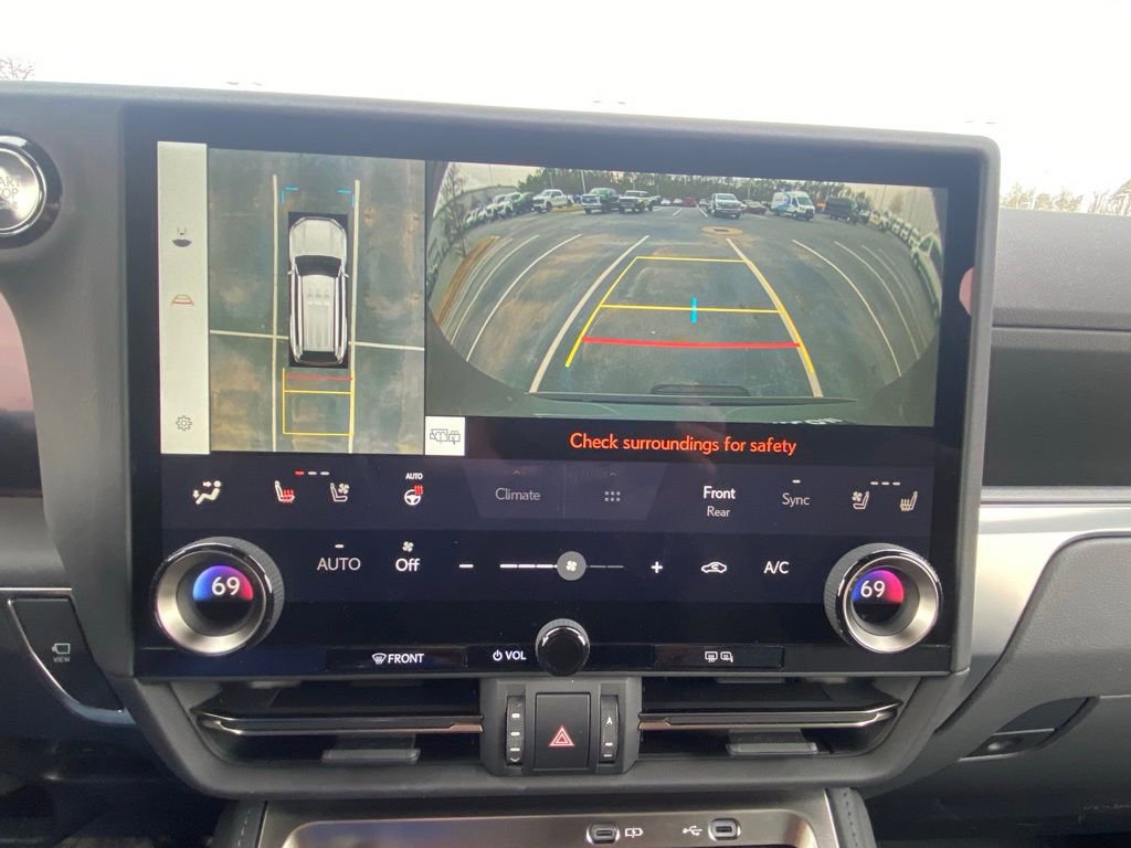 Used 2025 Lexus GX 550 550 Luxury+ w/ Accessory Package (Z1) image 16