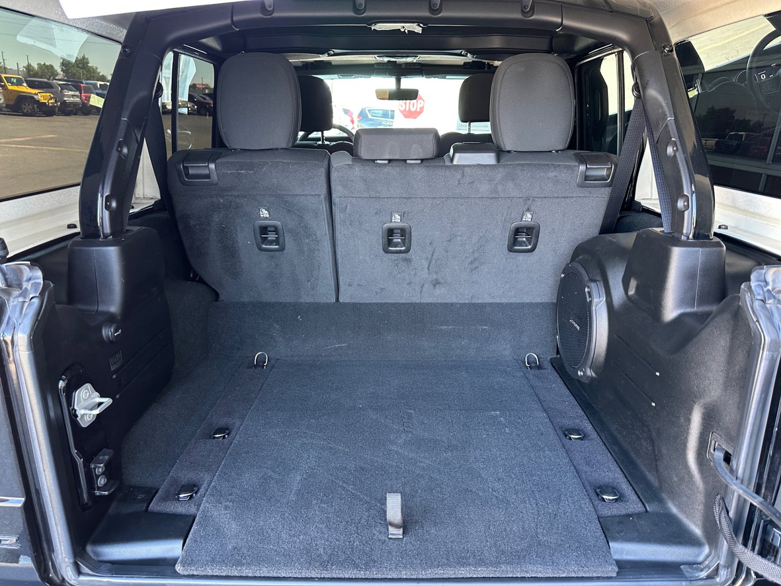 Used 2023 Jeep Wrangler Unlimited w/ 8.4" Radio Group AWD/4WD image 16