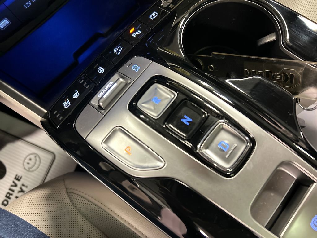 Used 2022 Hyundai Tucson Limited image 18