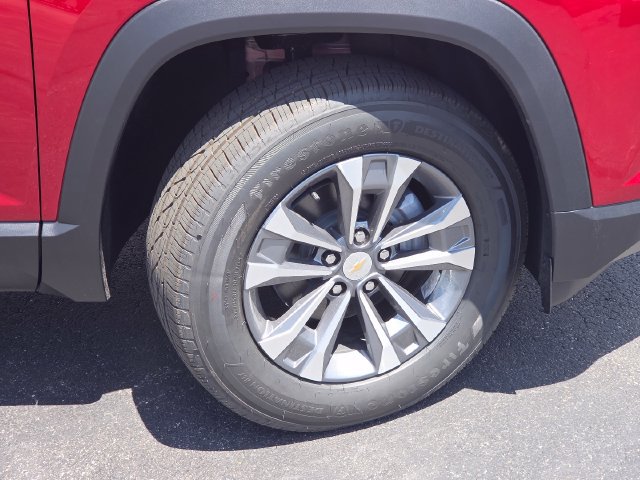 New 2026 Chevrolet Equinox LT w/ Safety and Technology Package FWD image 23