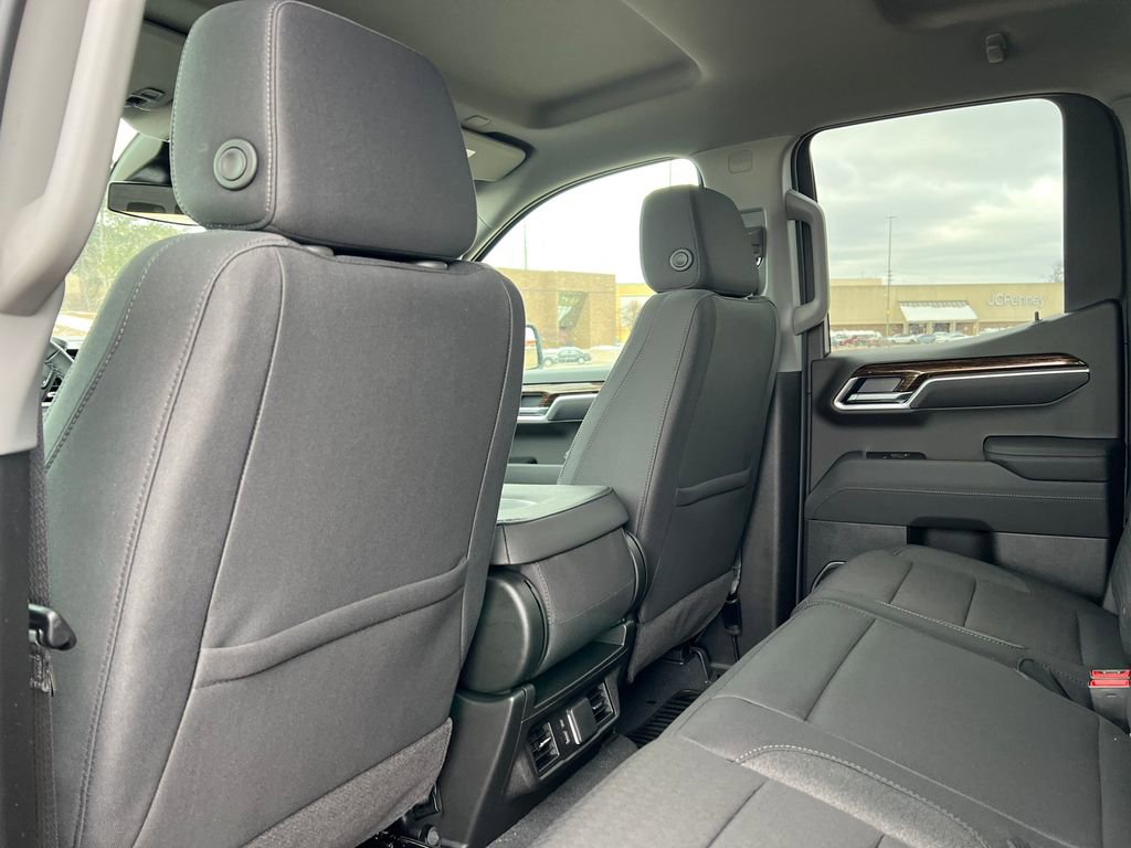 New 2026 GMC Sierra 1500 Elevation image 32