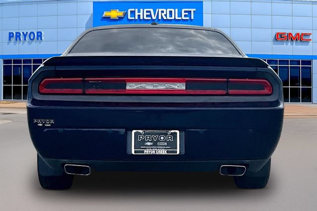 Used 2014 Dodge Challenger R/T RWD image 6