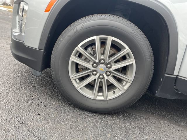 Used 2023 Chevrolet Traverse LT image 29