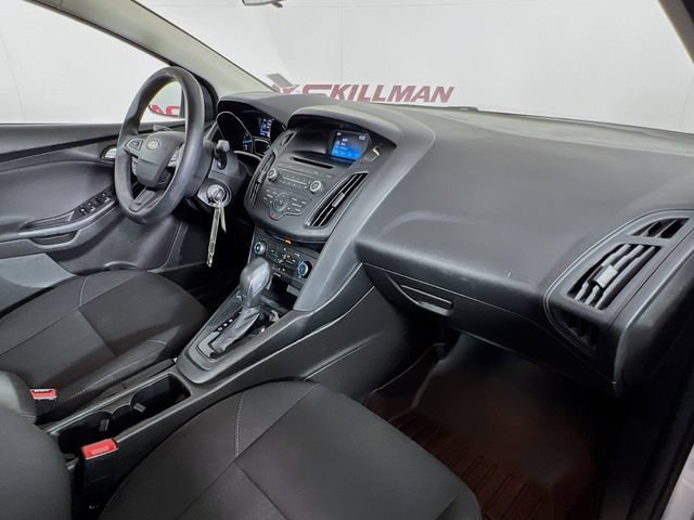 Used 2017 Ford Focus SE FWD image 35