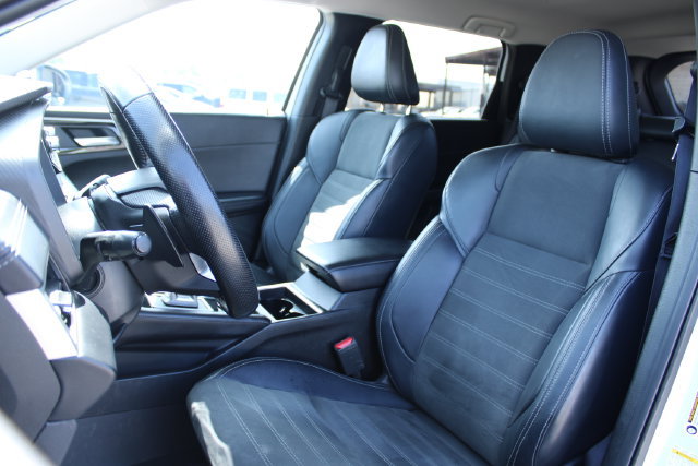 Used 2024 Mitsubishi Outlander SE AWD/4WD image 35