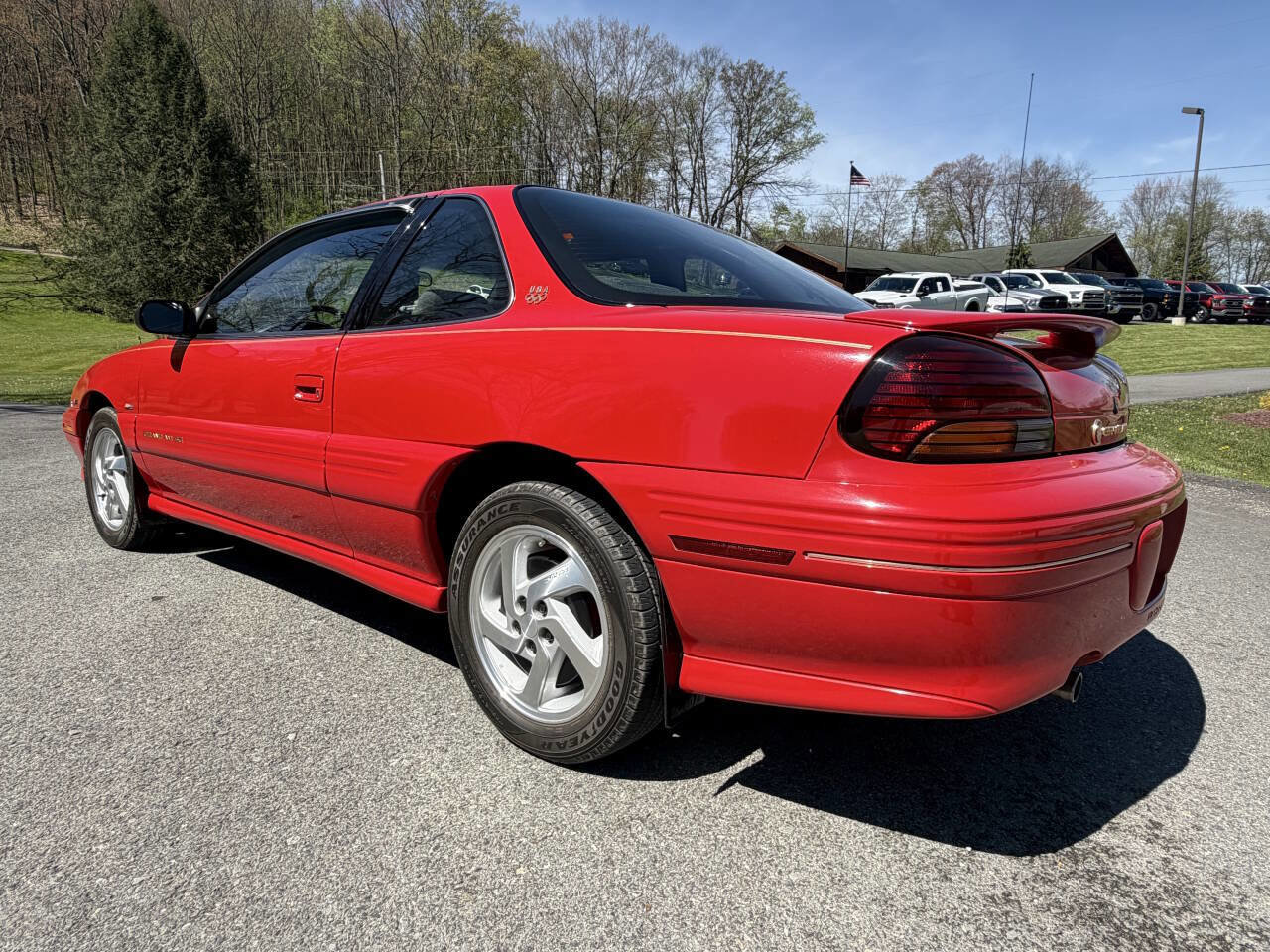 Used 1996 Pontiac Grand Am SE FWD image 10
