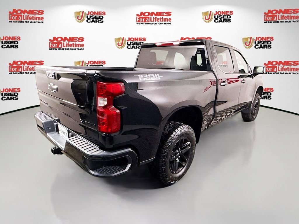 Used 2024 Chevrolet Silverado 1500 Custom Trail Boss w/ Midnight Edition AWD/4WD image 15