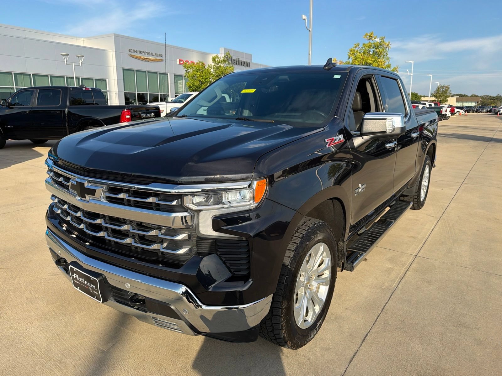 Used 2023 Chevrolet Silverado 1500 LTZ w/ LTZ Premium Texas Edition AWD/4WD image 9