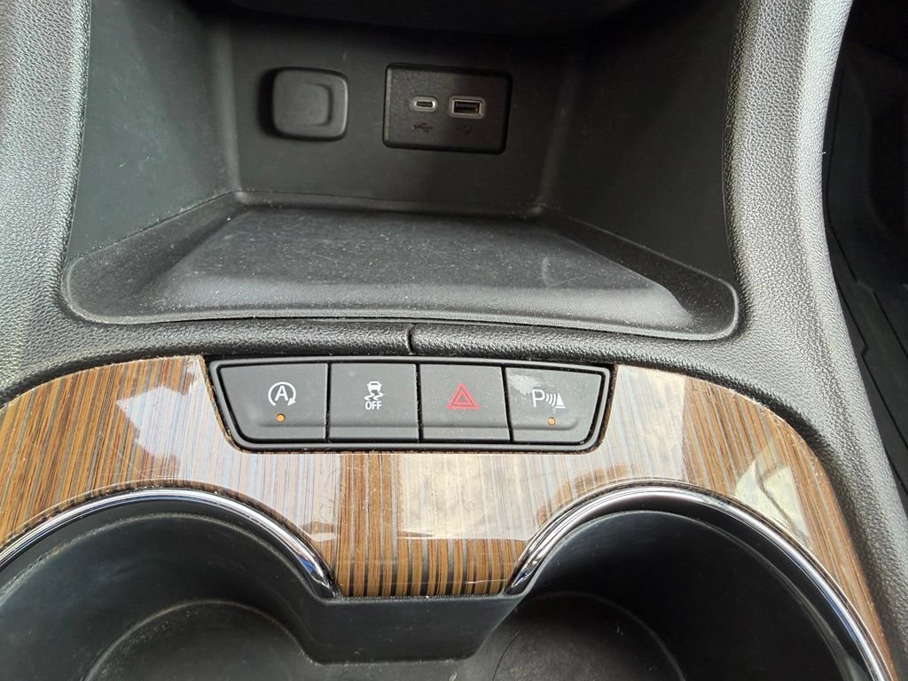 Certified 2023 GMC Acadia SLE w/ Driver Convenience Package AWD/4WD image 30