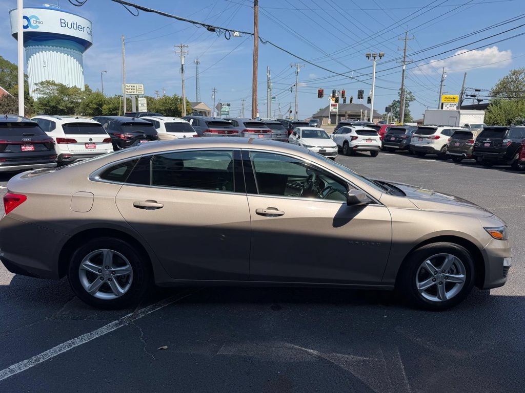 Used 2024 Chevrolet Malibu LT FWD image 5