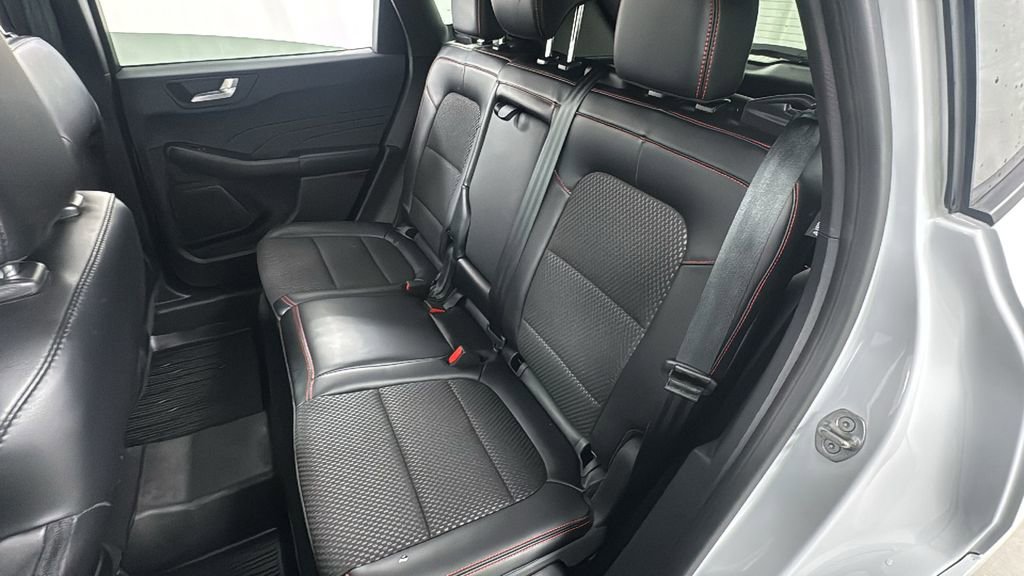 Used 2023 Ford Escape ST-Line image 12