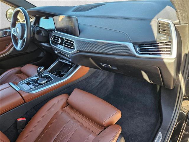 Used 2022 BMW X5 M50i image 20