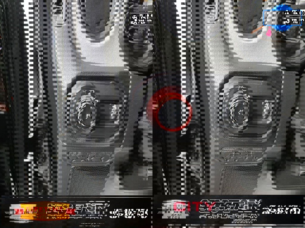 Used 2024 Jeep Wrangler Sport S image 15