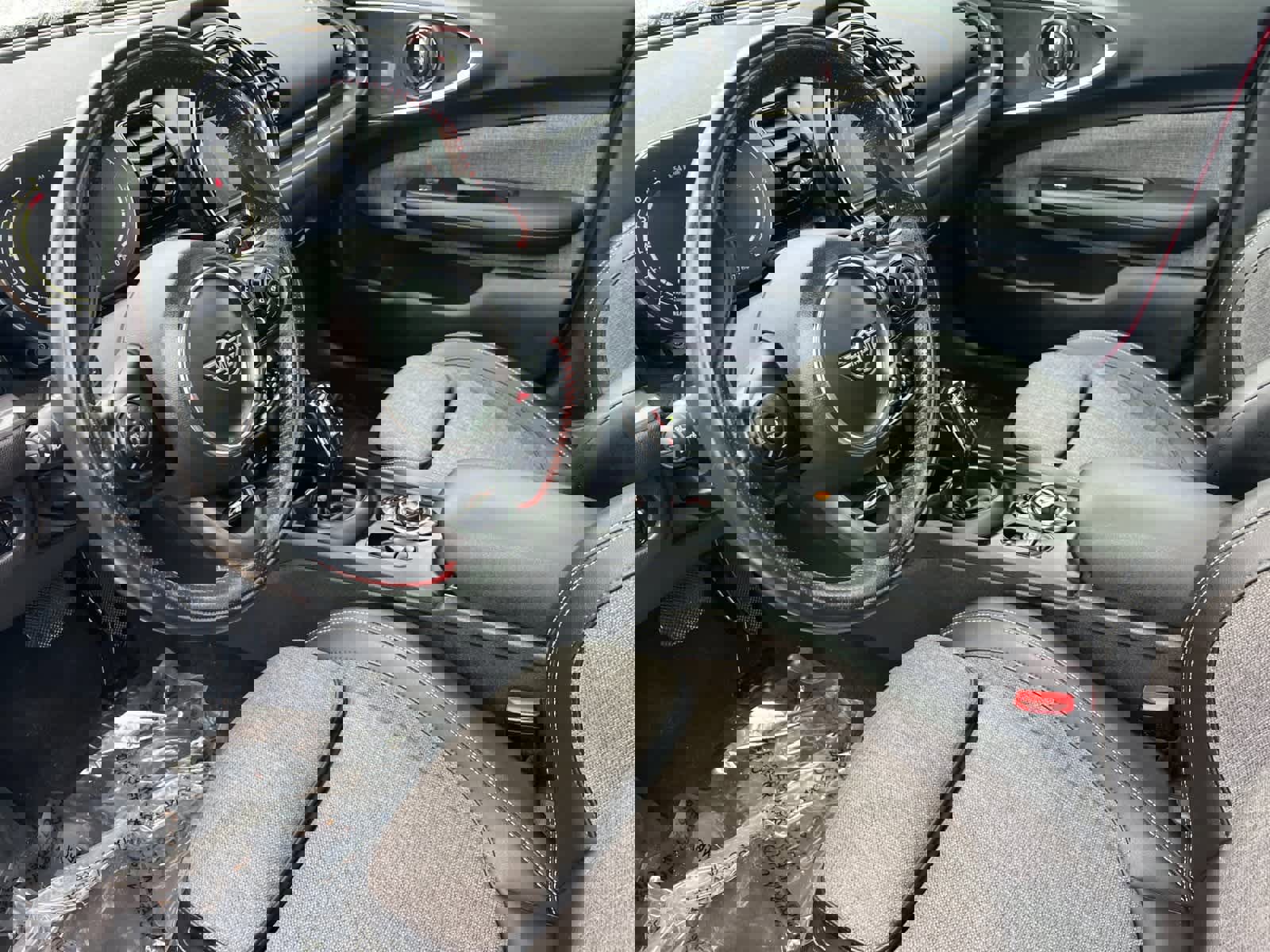 Used 2021 MINI Cooper Clubman S image 11