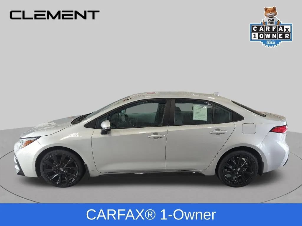 Used 2024 Toyota Corolla SE FWD image 3