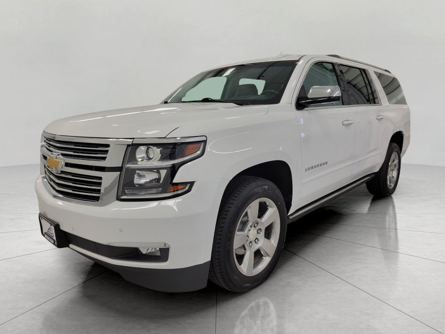 Used 2020 Chevrolet Suburban Premier w/ Max Trailering Package AWD/4WD image 12