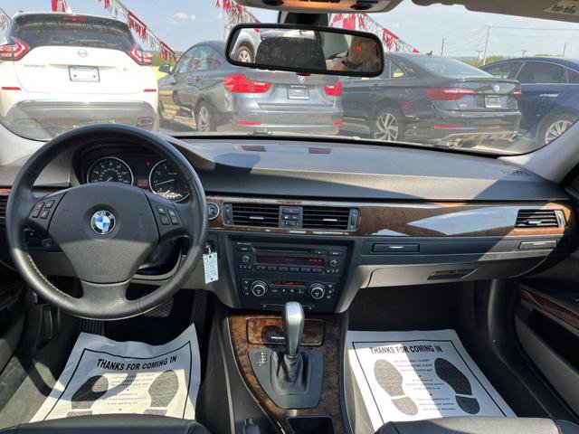 Used 2009 BMW 328i xDrive Sedan image 14