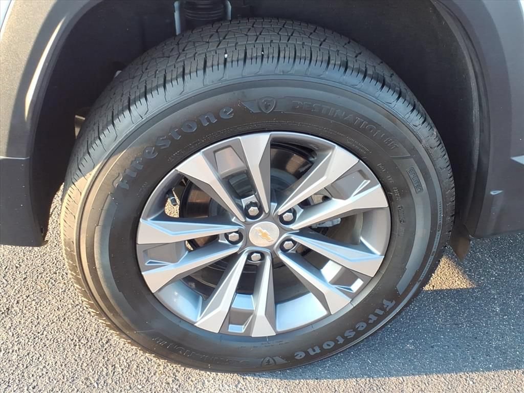 Used 2026 Chevrolet Equinox LT FWD image 20